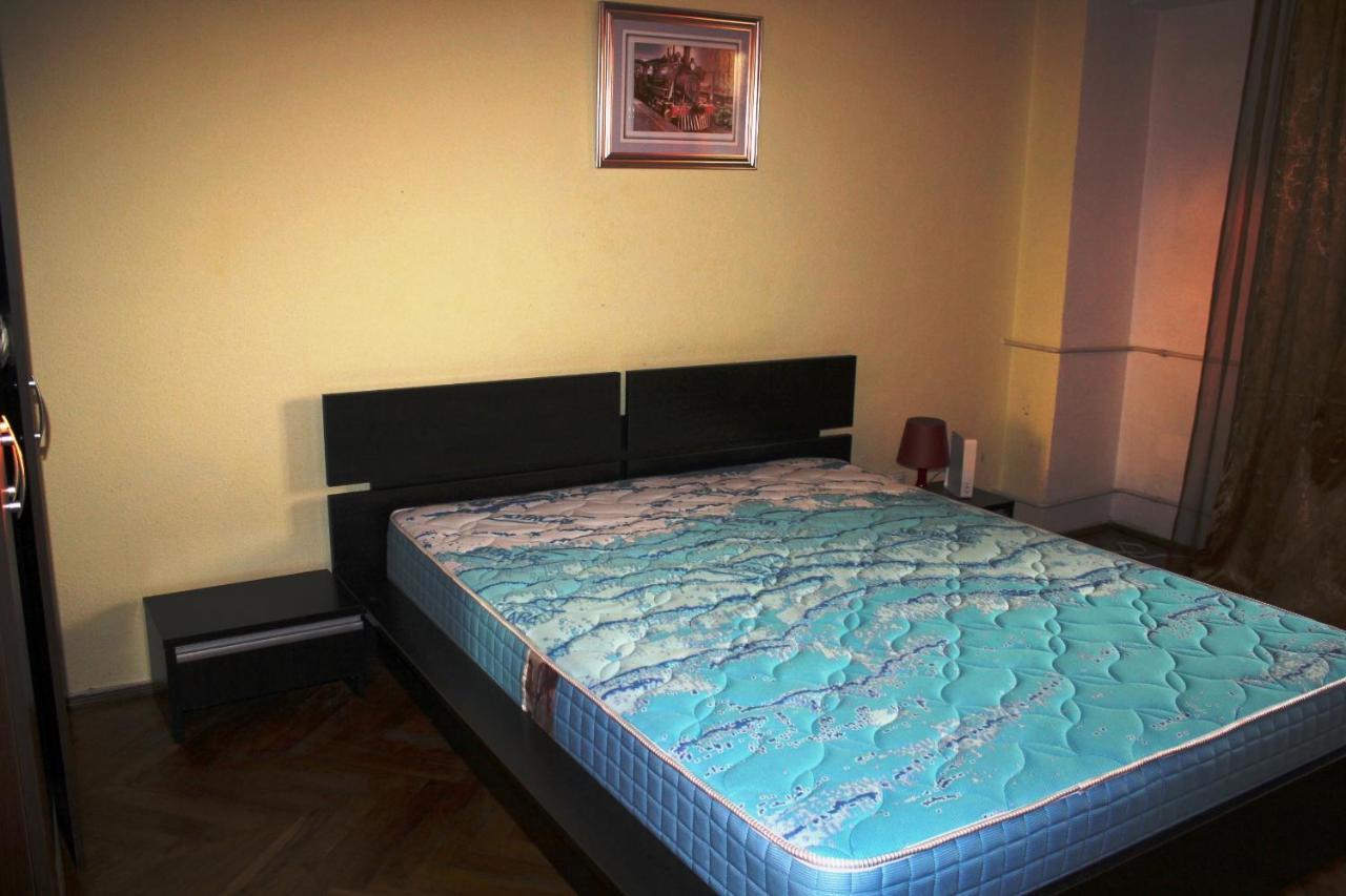 Modern Apartment City Center 2 Bucureşti Ngoại thất bức ảnh